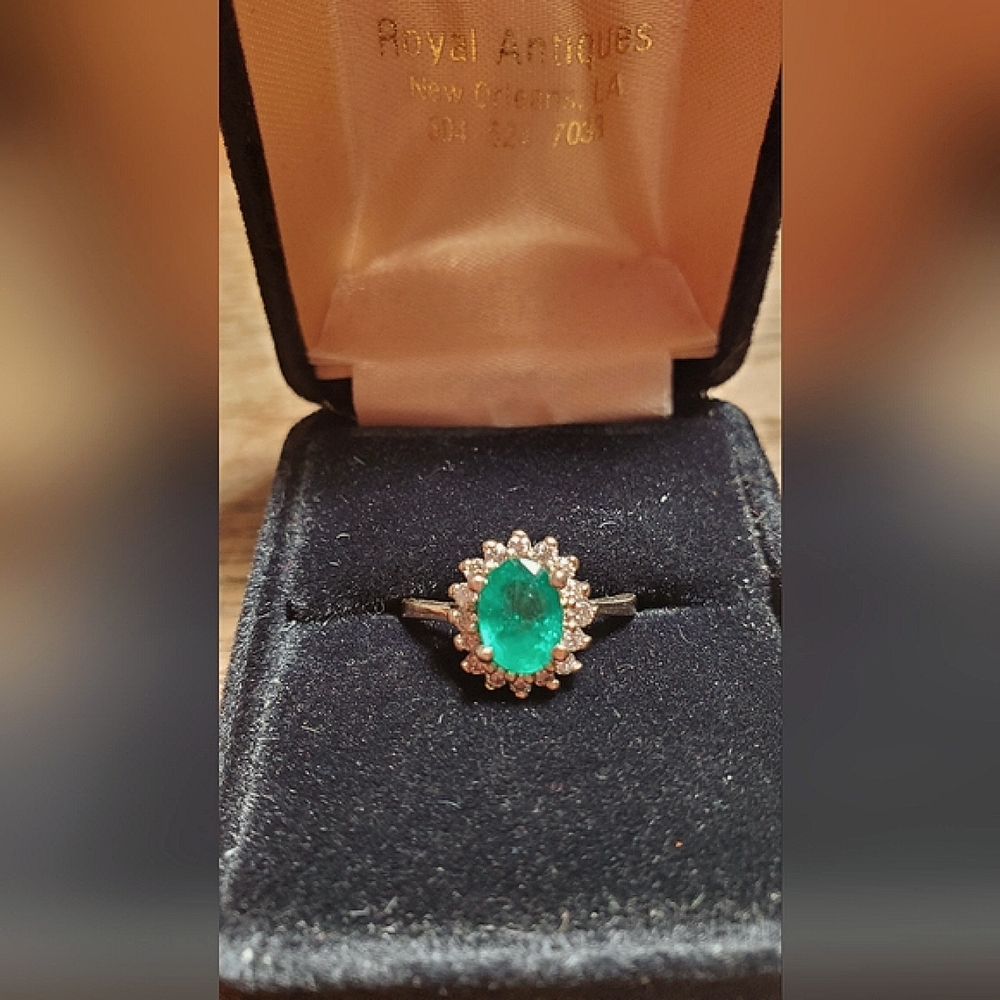 #Maybirthstone! VTG Natural Emerald & Diamonds Halo Ring 14k W/ Appraisal
